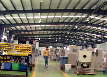 E14玉米燈阻容降壓專用680nF貼片電容的技術服務與應用